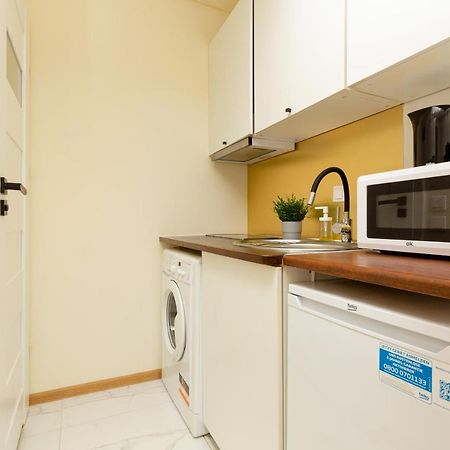 Micro Apartment Miaczynska By Noclegi Renters Warschau Buitenkant foto