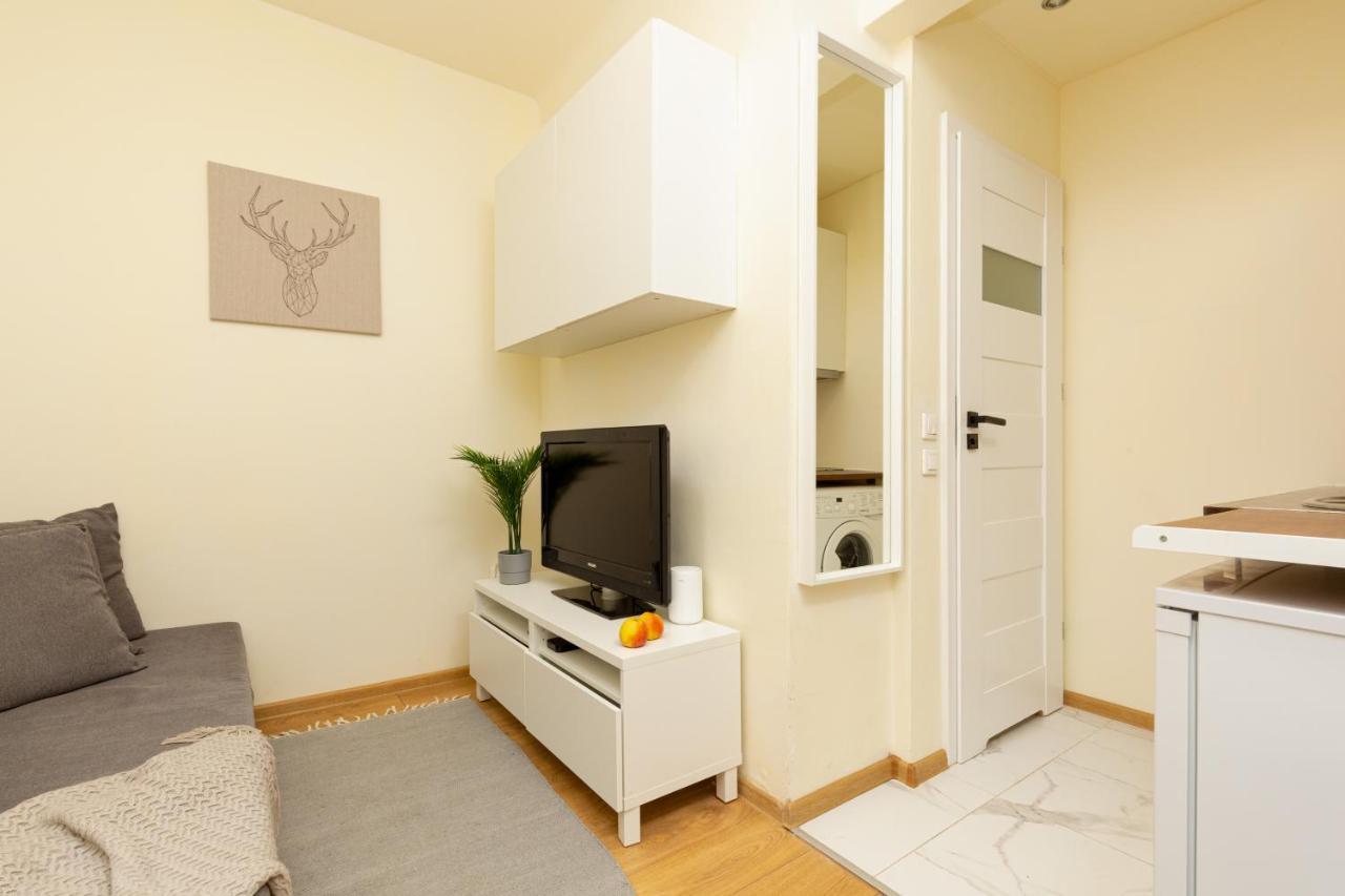 Micro Apartment Miaczynska By Noclegi Renters Warschau Buitenkant foto